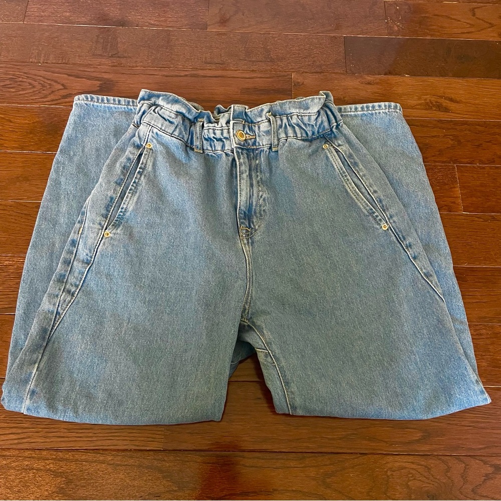 Zara High-Waisted paperbag jeans